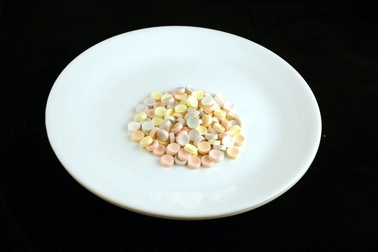калории, мало, шоколад, овощи, чипсы