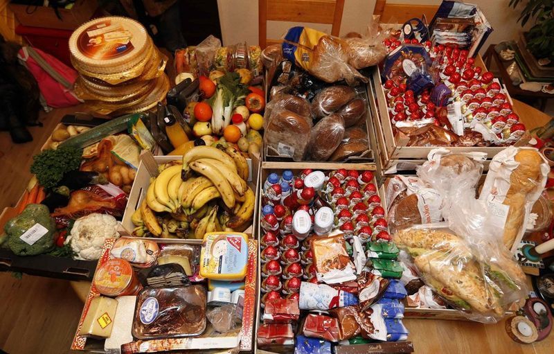 семья, контейнер, мусор, еда, продукты