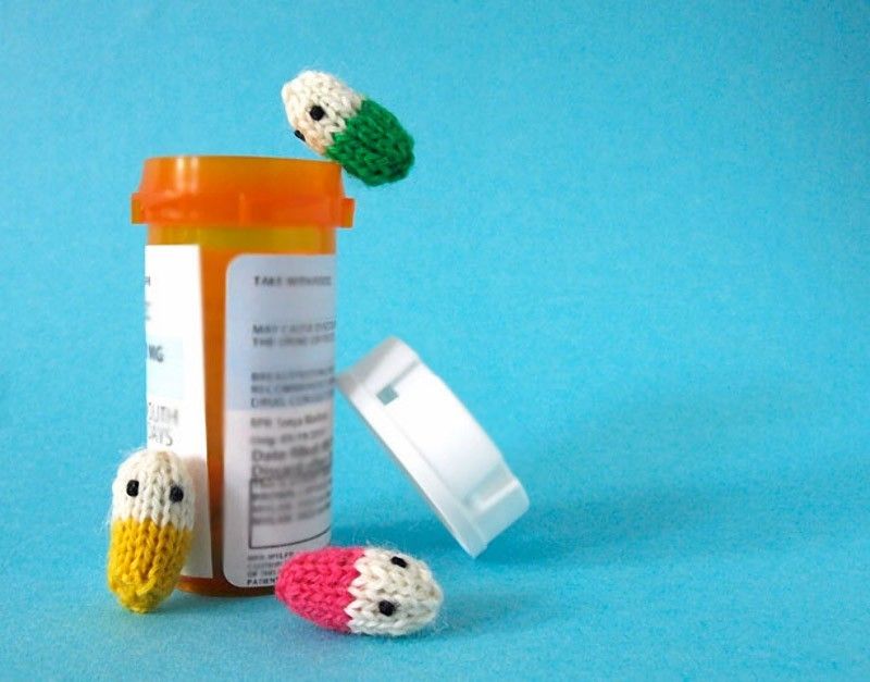 TinyKnitted13 Невероятные миниатюрные вещи, связанные спицами и крючком