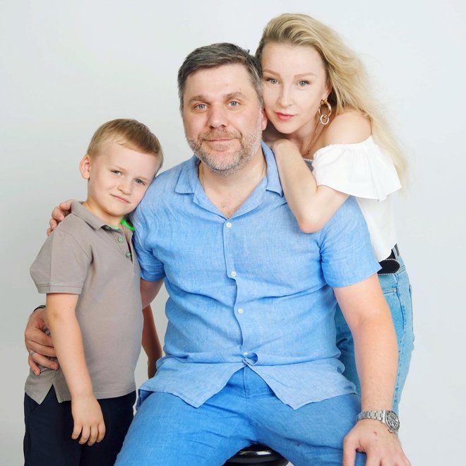 Актриса Ольга Медины с сыном Дмитрием и супругом Джемалом Тетруашвили