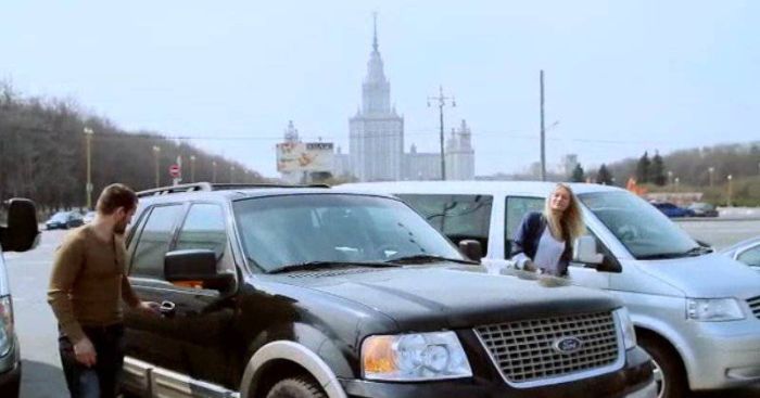 Автомобили участников проекта Дом 2 (35 фото)