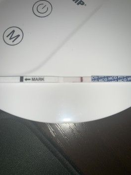 I test plus, это брак ? Какой то затёкший I test plus, это брак ? Какой то затёкший