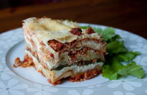 Лазанья с индейкой и шпинатом