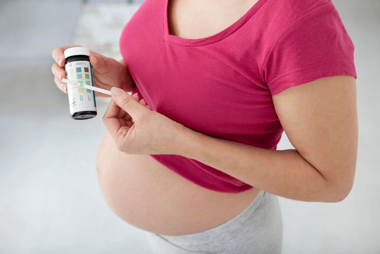 Почему моча мутная у беременных 27