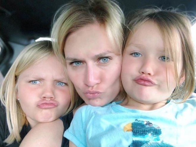 Мария Машкова с дочками