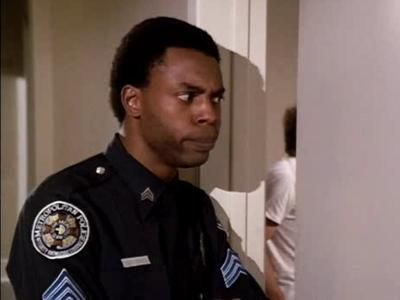 Майкл Уинслоу (Michael Winslow), 1958 г.р. 
Курсант Ларвелл Джонс