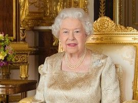 Королевский праздник: в Великобритании отмечают день рождения Елизаветы II