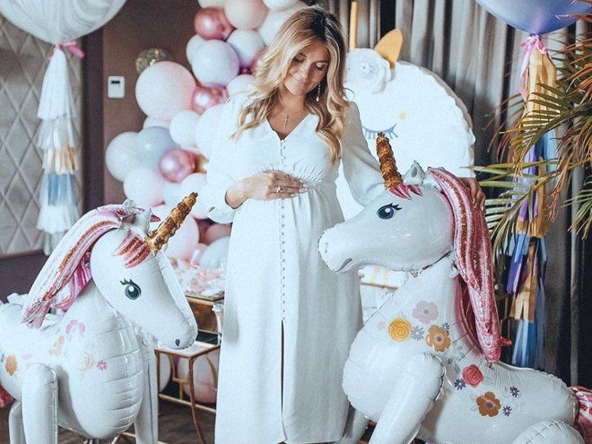 Первое фото: сестра Влада Топалова дала своей новорожденной дочке необычное имя