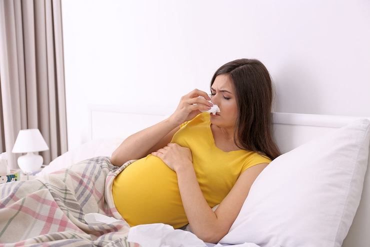 чихание при беременности