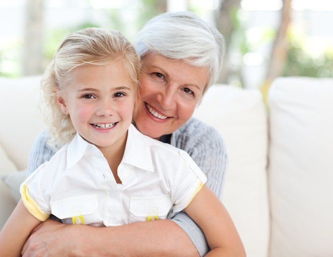 Совет дня: проверяйте «маячки» стресса у ребенка, если он проводит лето у бабушки